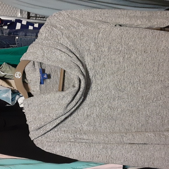 Sweater - Picture 2 of 3